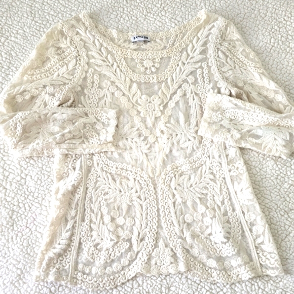 Express Cream Lace Women's Top size XS - Picture 11 of 13